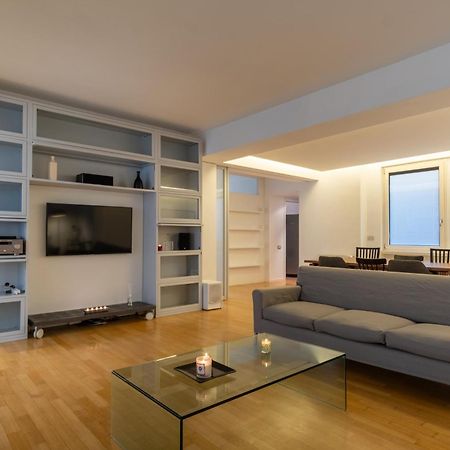 Attic With Terrace And Jacuzzi - Luxury Apartment Rom Exterior foto