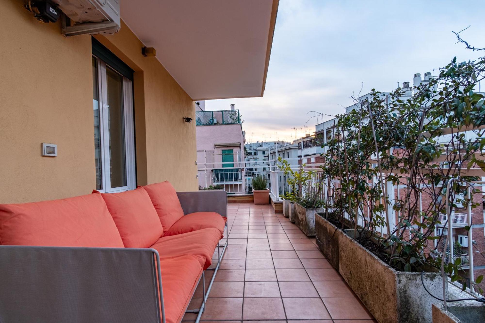Attic With Terrace And Jacuzzi - Luxury Apartment Rom Exterior foto